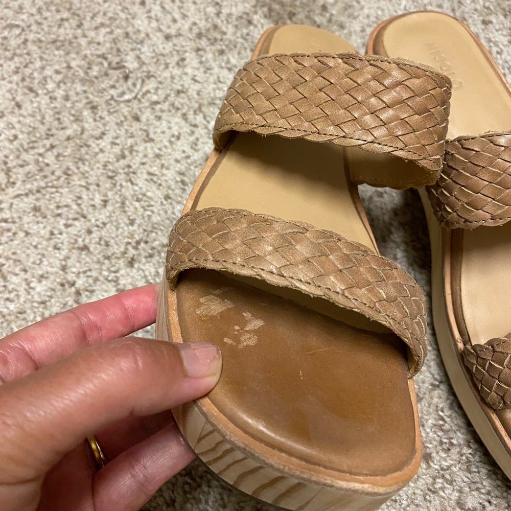 Nisolo Ellie All-Day Woven Clog in Almond - Picture 6 of 9